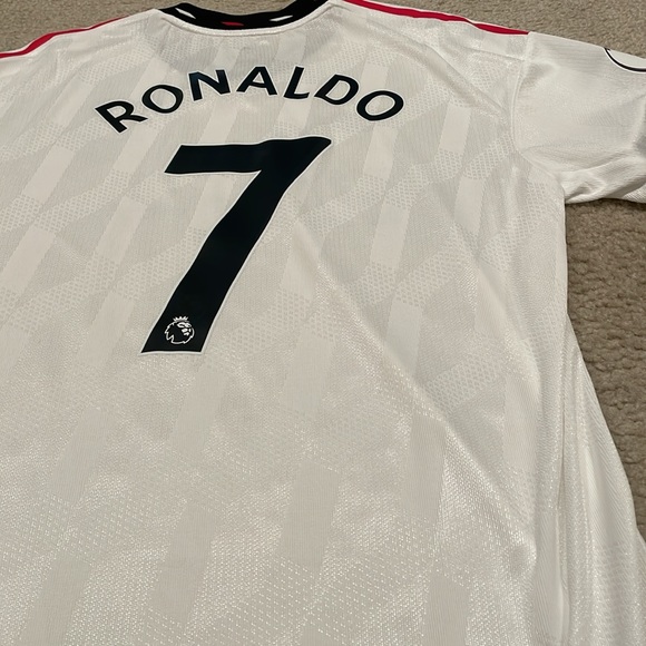 Cristiano Ronaldo Manchester United adidas 22/23 Away Jersey Men L NWOT never wo - Picture 11 of 11